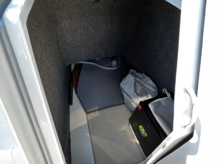 Location à Six-Fours-les-Plages - Moonday yacht Matrix 655 sur SamBoat