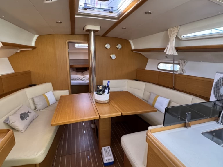 Location bateau Jeanneau Sun Odyssey 42i à Torrevieja sur Samboat