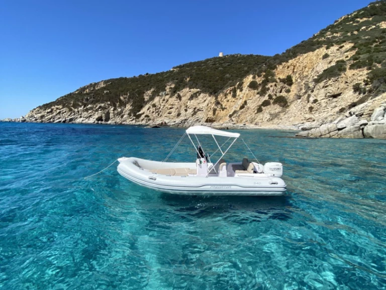 Location Semi-rigide Italboats avec permis