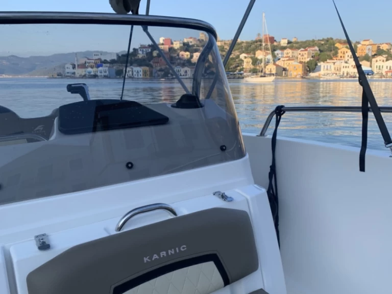 Location Bateau à moteur à Megísti - Karnic 1851 MK2