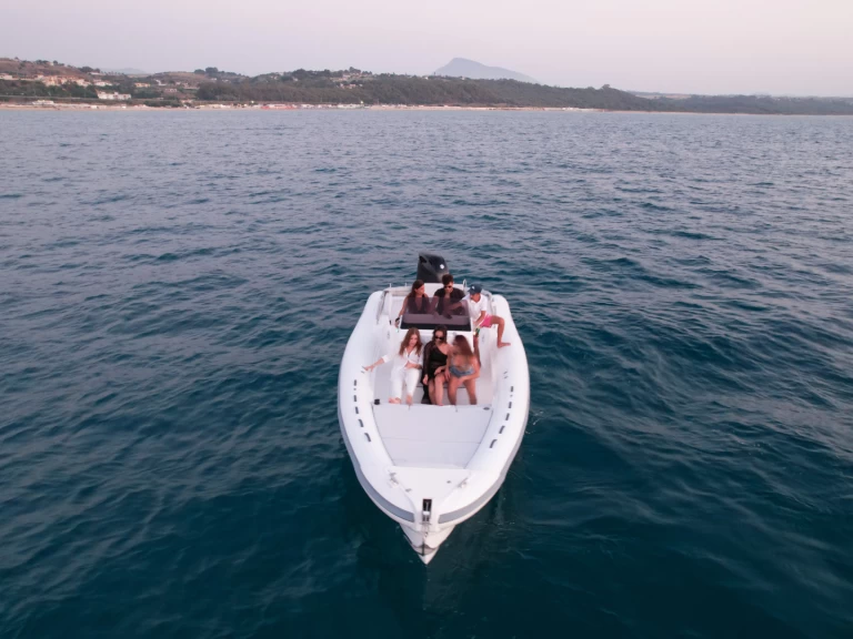 Location Semi-rigide Pajara avec permis