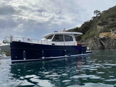 Noleggio a Cavalaire-sur-Mer – sasga 34 HT su SamBoat