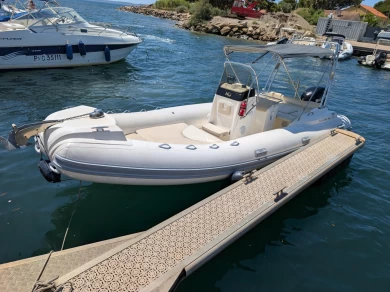 Nuova Jolly NJ 700 da affittare a  Hyères