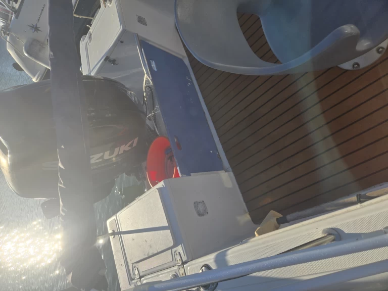 Louez un Chris Craft Sea Hawk 195 à Arcachon