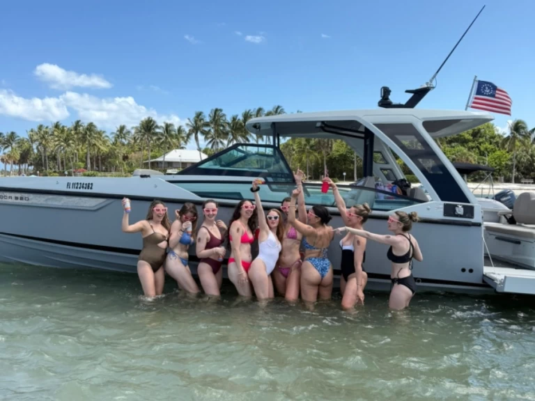 Louez un Saxdor Saxdor 320 GTO à West Palm Beach