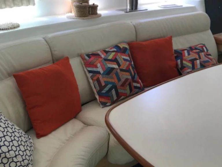 Location Catamaran Custom Made avec permis