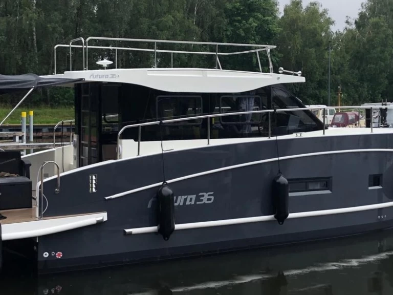 Louer Péniche avec ou sans skipper Futura à Rheinsberg