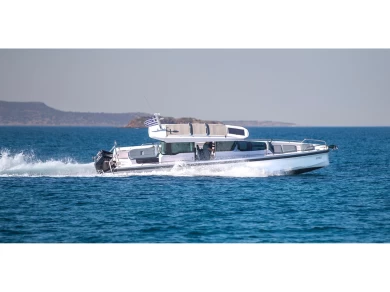 Noleggio barche Axopar Axopar 37 XC Cross Cabin (2 cabins) a Lávrio su Samboat