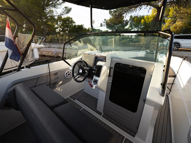 Location bateau Northmaster Northmaster 685 Cruiser à Sibenik sur Samboat