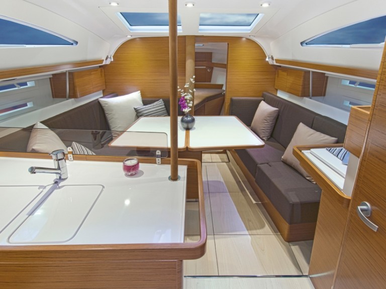 Location bateau Elan Impression 40 à Trogir sur Samboat
