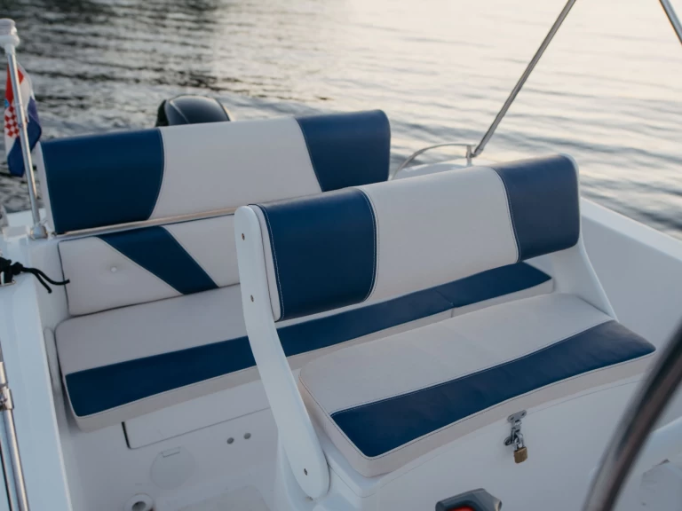 Location bateau Italmar Italmar Open 16,50 à Sibenik sur Samboat