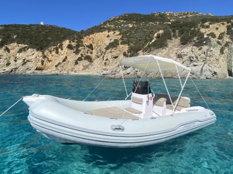 Location Semi-rigide à Villasimius - Italboats Predator 540