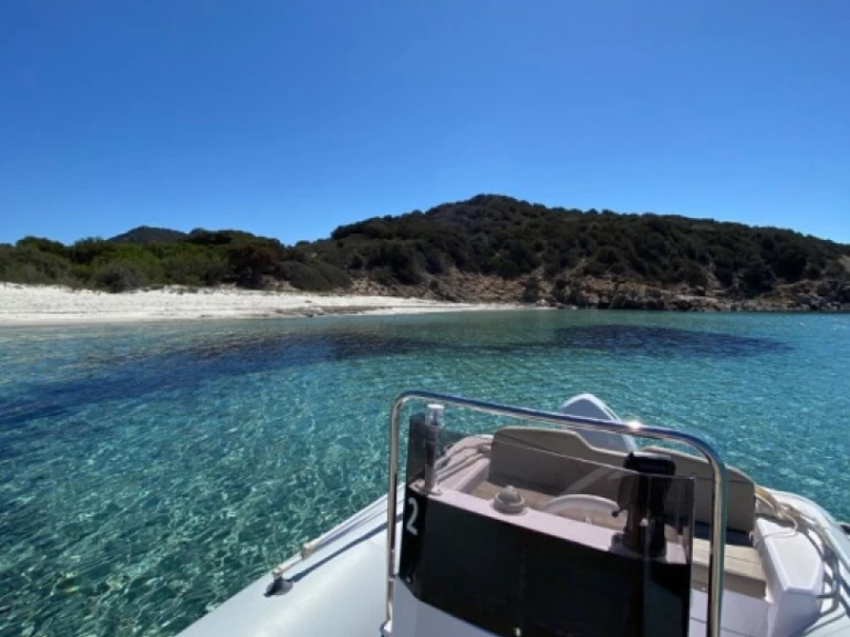 Location Semi-rigide à Villasimius - Italboats Predator 540