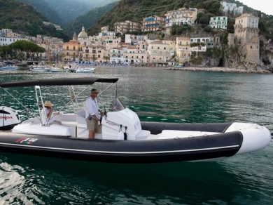 Noleggio barche Panamera py80 a Fondi su Samboat