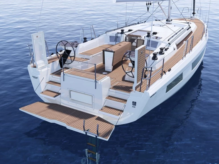 Louez un 3 DUFOUR 44 à Saint-Mandrier-sur-Mer