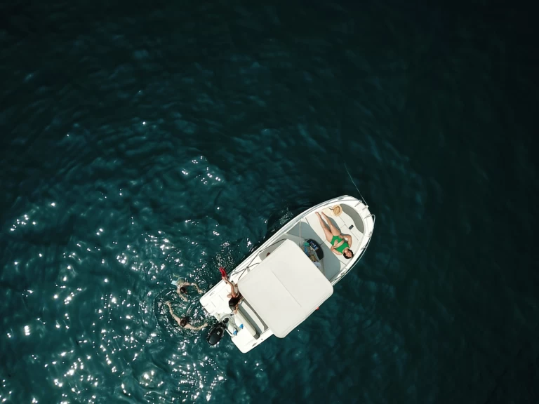 Louez un Idea Marine IDEA 58 à Salerne