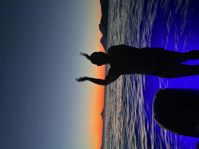 Semi-rigide à louer à Marina di Portorosa au meilleur prix