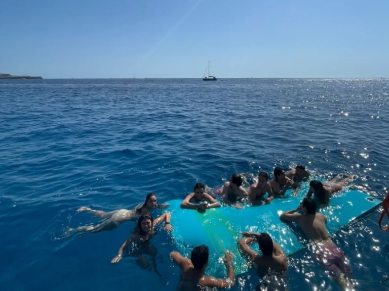 Location Voilier Custom Made avec permis