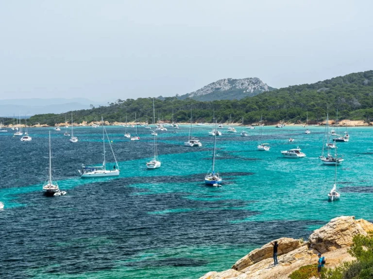 Dufour Dufour 485 Grand Large a louer à Port de Hyères (St Pierre)