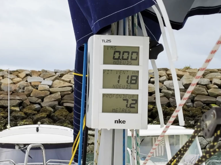 Location bateau Port-Haliguen pas cher First 27.7