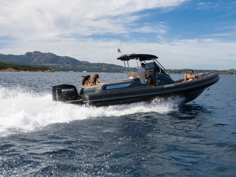 Location Semi-rigide à Porto Cervo - Joker Boat Clubman 30