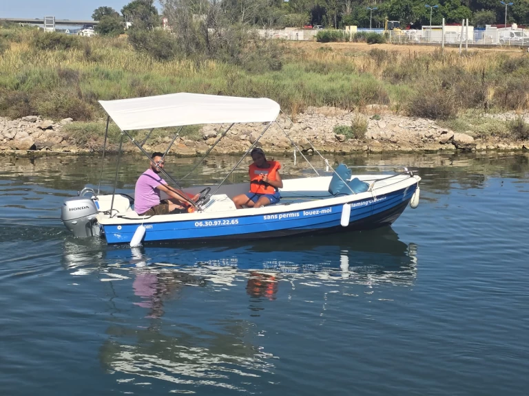 Louer Bateau à moteur avec ou sans skipper NAVALPLASTICA à Carnon-Plage