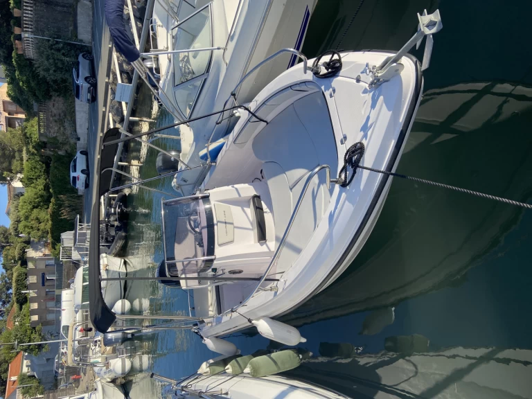 Ranieri Voyager 19 S a louer à Fréjus