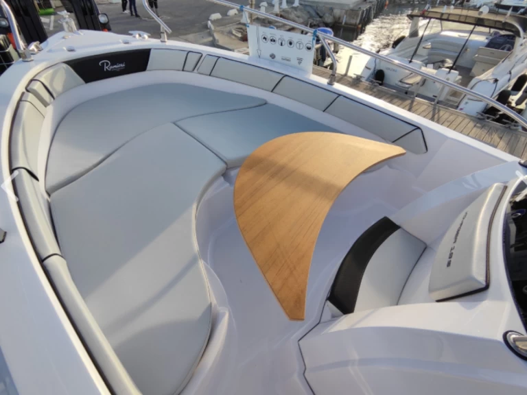 Location à Fréjus - Ranieri Voyager 19 S sur SamBoat