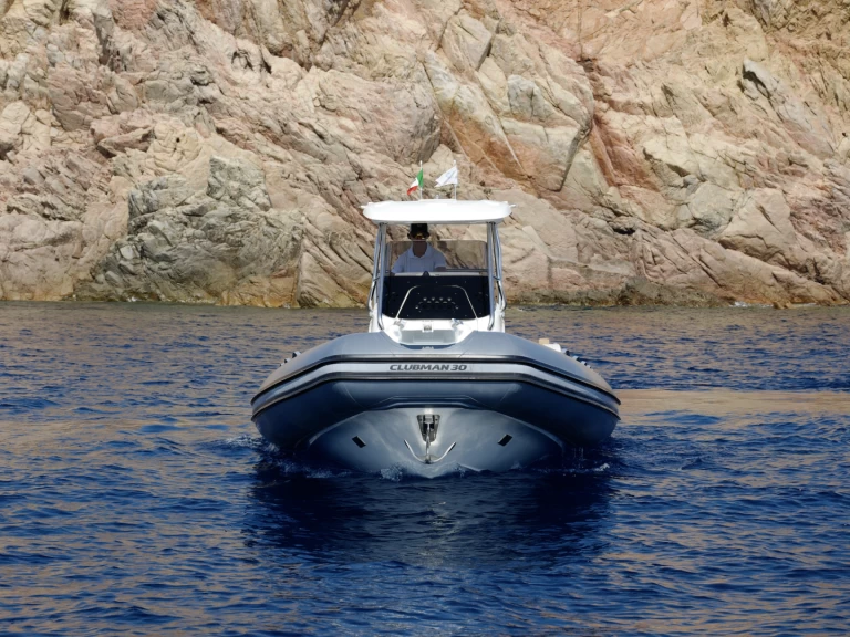 Location bateau Porto Cervo pas cher Clubman 30