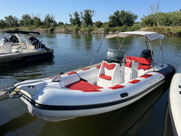 Location Semi-rigide Ranieri avec permis