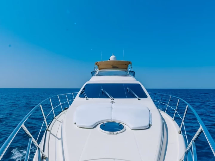 Location Bateau à moteur à Antibes - Azimut Azimut 55 Fly