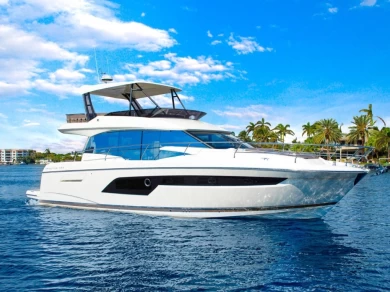 Yate de lujo para alquilar Antibes al mejor precio