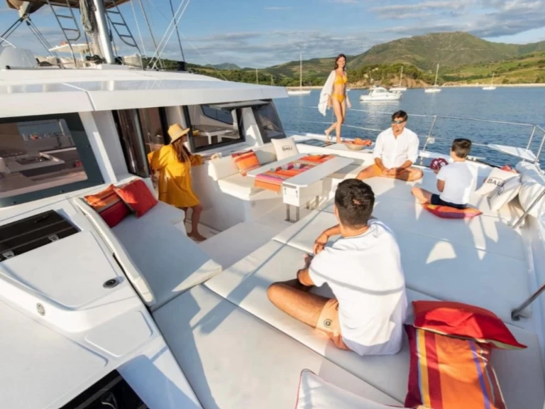 Location bateau Bali Bali 4.6 à Cannes sur Samboat