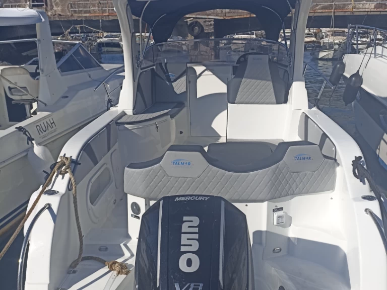 Location Bateau à moteur Italmar avec permis