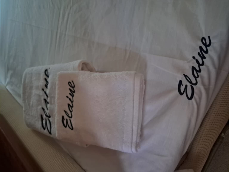 Location à Álimos - Sealine Sealine S38 sur SamBoat