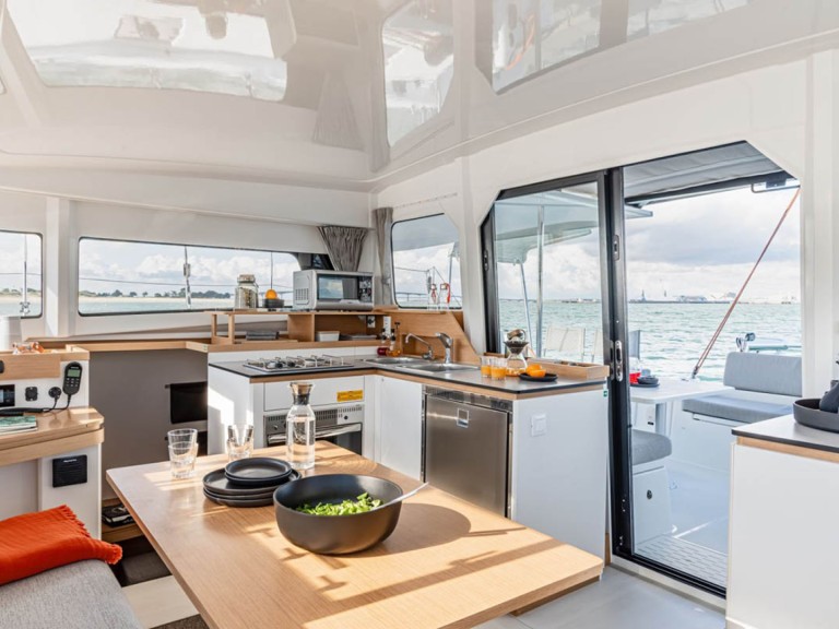 Location Catamaran Excess avec permis