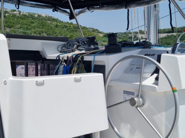 Catamaran à louer à Punat au meilleur prix