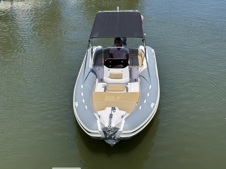 Predator 650 a louer à Mandelieu-la-Napoule