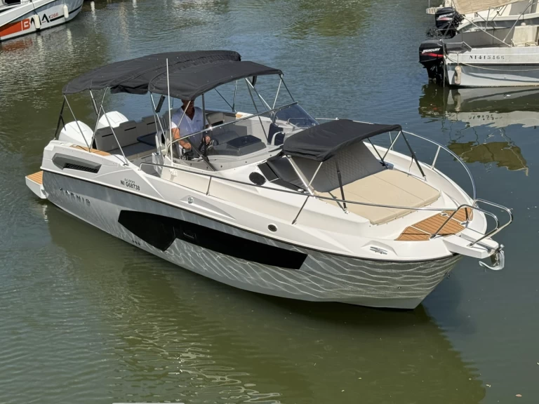 Karnic SL800 a louer à Mandelieu-la-Napoule