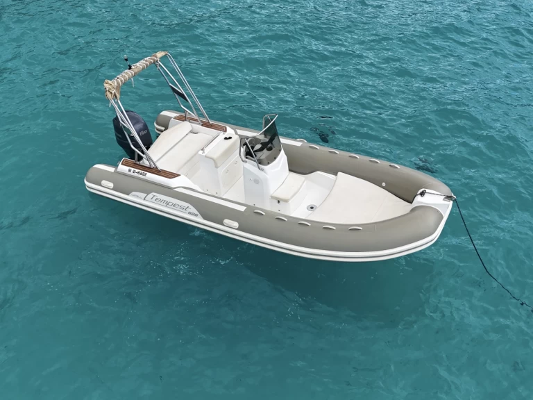 Location bateau Capelli Tempest 626 Limited à Saint-Florent sur Samboat