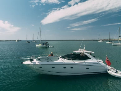 Yacht di lusso a noleggio a Vilamoura al miglior prezzo