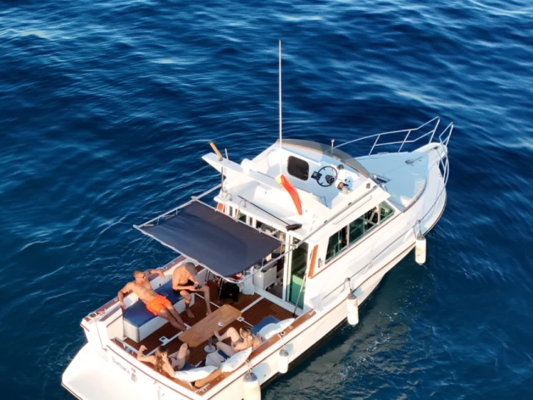 Louez un Fibresport 980 à Badalona