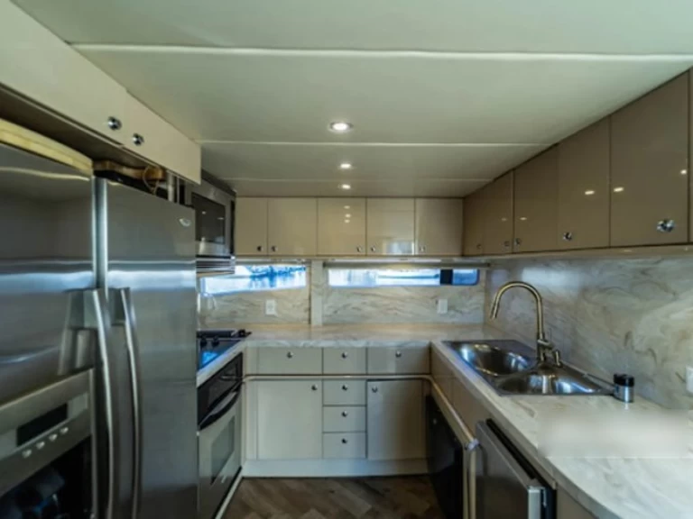 Custom Motor Yacht a louer à Newport Beach