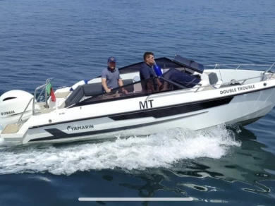 Barca a motore a noleggio a Marina de Lagos al miglior prezzo