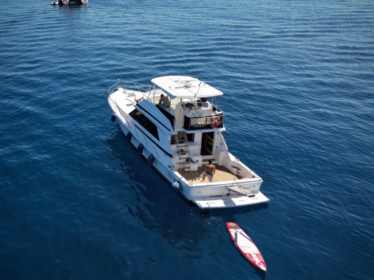 Location à Alassio - Riviera 43 open flybridge  sur SamBoat