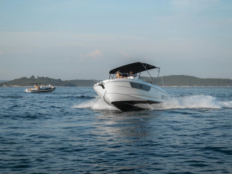 Prua al vento 7.0WA a louer à Marina Polesana