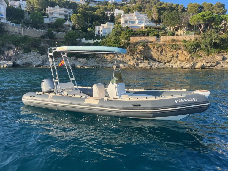 Joker Boat Master a louer à Empuriabrava