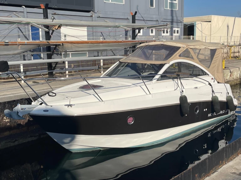 Louer Bateau à moteur avec ou sans skipper Bénéteau à Mandelieu-la-Napoule