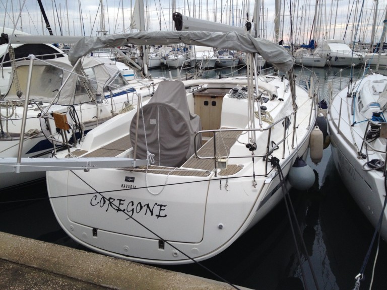 Location bateau Bavaria Bavaria 36 Cruiser à San Vincenzo sur Samboat