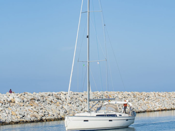 Bavaria Cruiser 41 a louer à San Vincenzo